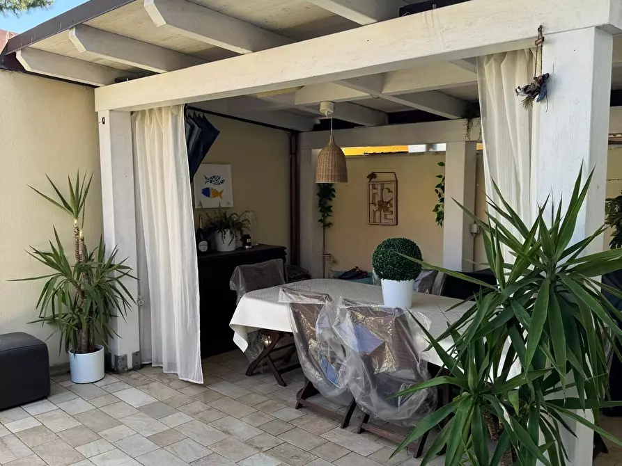 Immagine 27 di Casa bifamiliare in vendita  a Camaiore