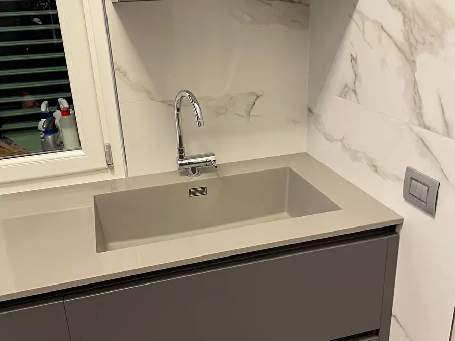 Immagine 12 di Casa bifamiliare in vendita  a Camaiore