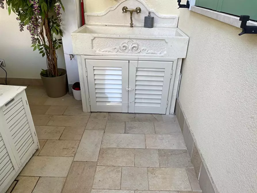 Immagine 6 di Casa bifamiliare in vendita  a Camaiore