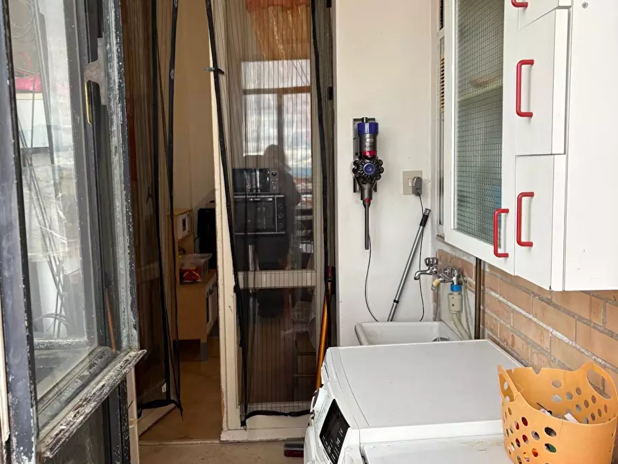 Immagine 6 di Appartamento in vendita  a Livorno