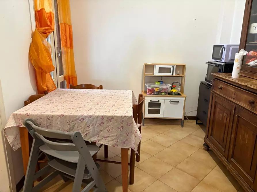 Immagine 4 di Appartamento in vendita  a Livorno