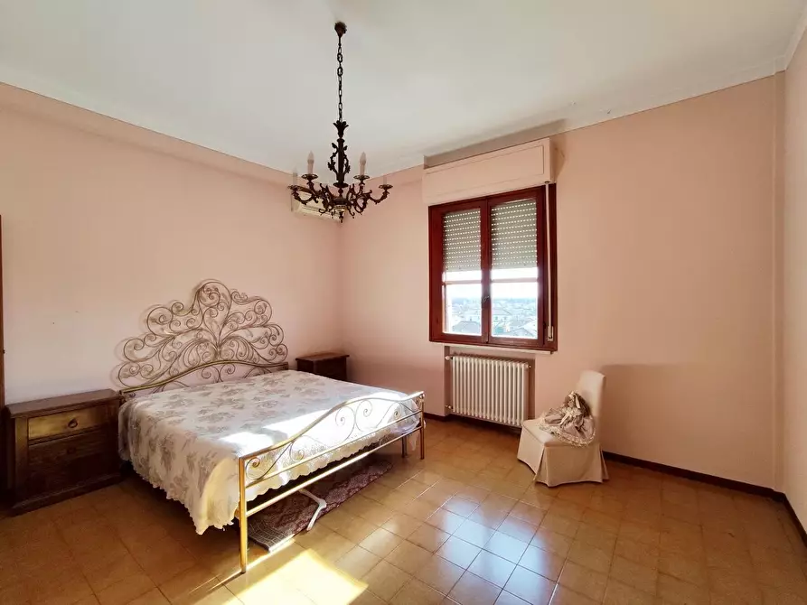 Immagine 10 di Appartamento in vendita  a Altopascio
