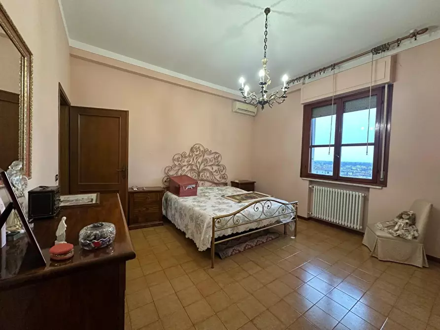 Immagine 9 di Appartamento in vendita  a Altopascio