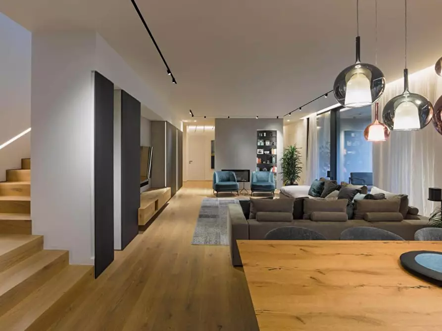 Immagine 12 di Villa in vendita  a Forte Dei Marmi