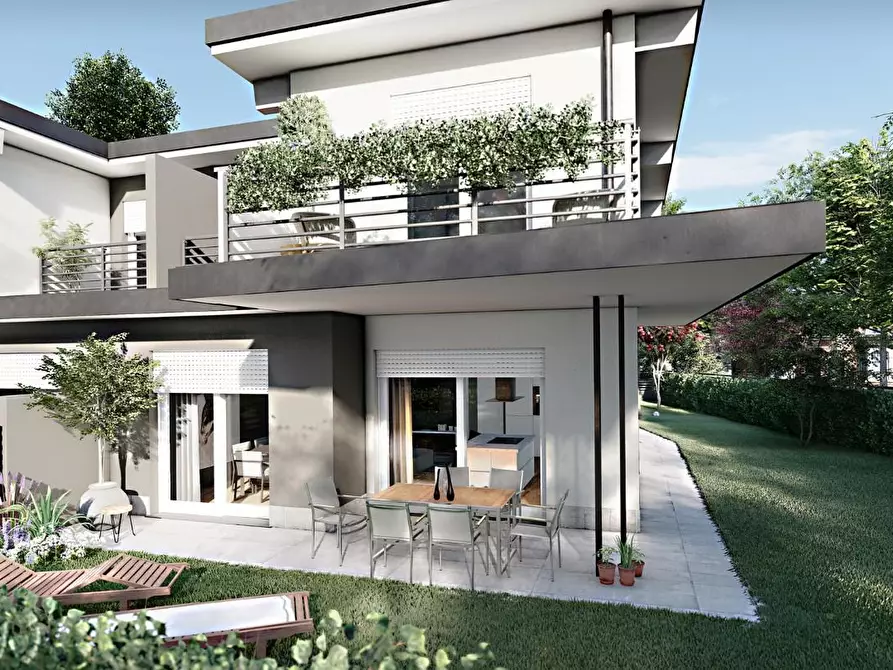 Immagine 6 di Villa in vendita  a Forte Dei Marmi