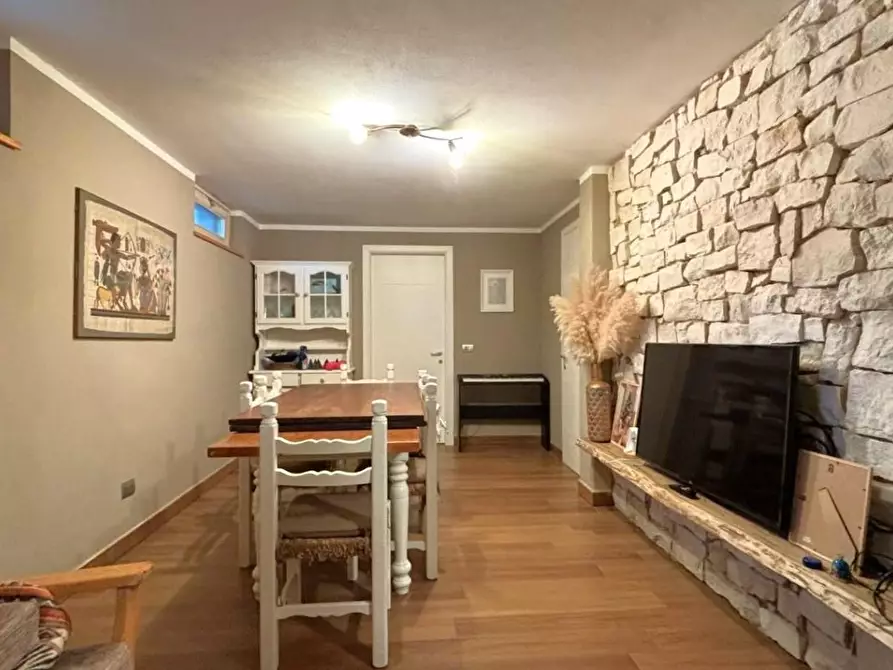 Immagine 14 di Villetta a schiera in vendita  a Lucca