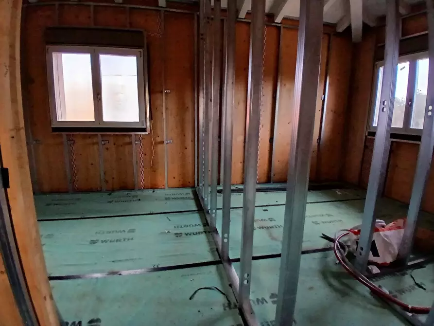 Immagine 5 di Appartamento in vendita  a Colle Di Val D'elsa