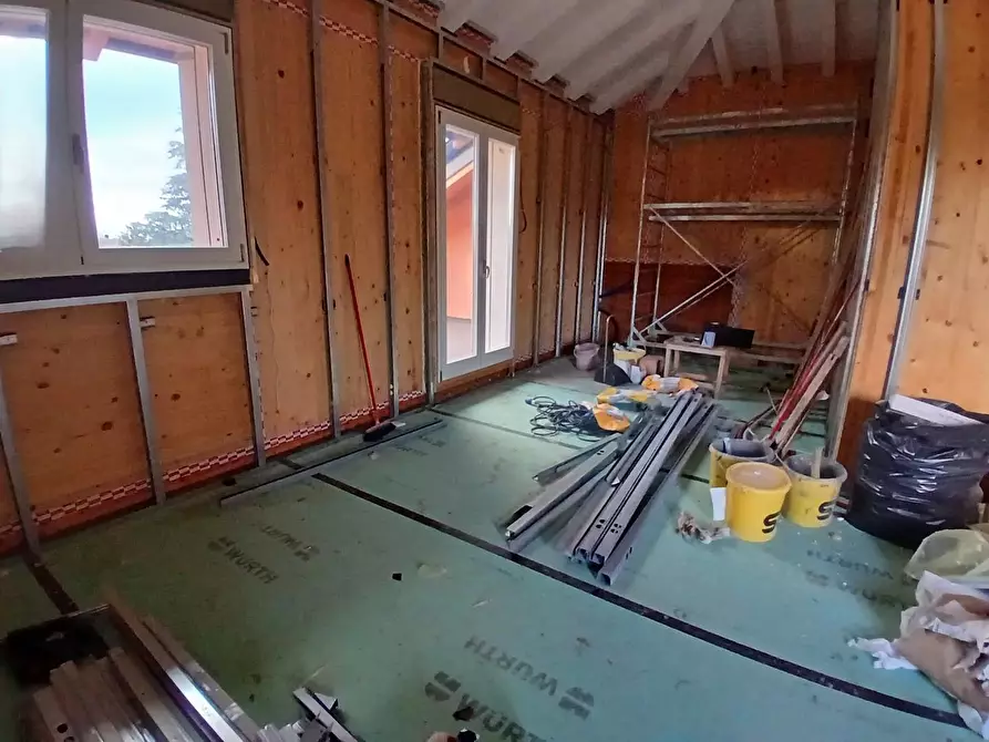 Immagine 14 di Appartamento in vendita  a Colle Di Val D'elsa