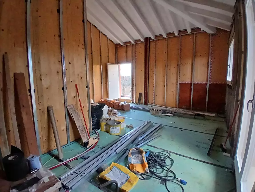 Immagine 13 di Appartamento in vendita  a Colle Di Val D'elsa