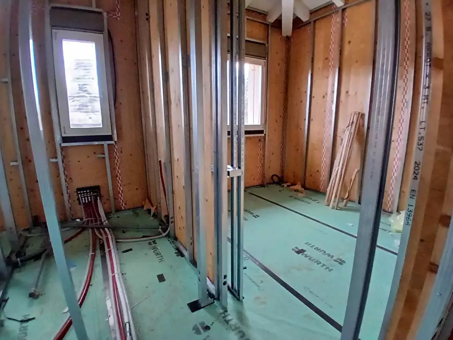 Immagine 7 di Appartamento in vendita  a Colle Di Val D'elsa