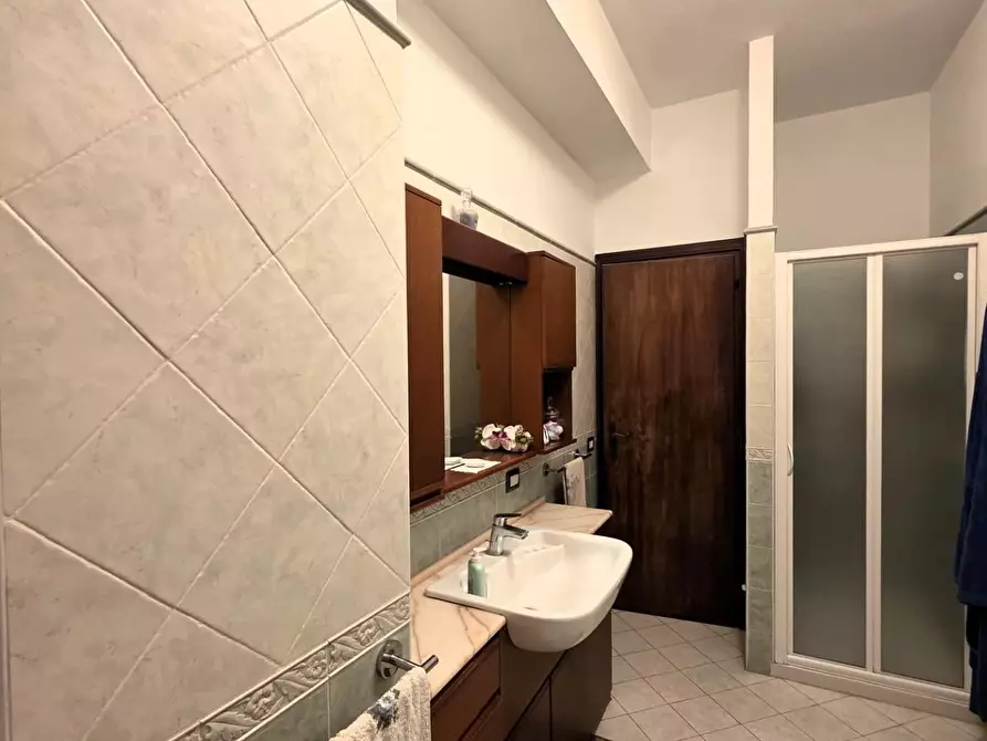 Immagine 8 di Appartamento in vendita  a Santa Croce Sull'arno