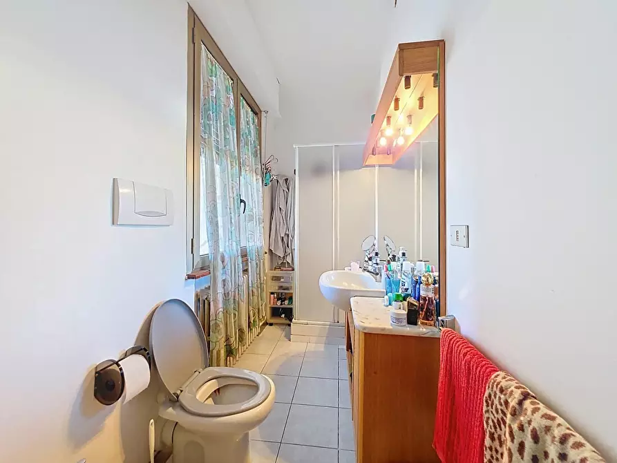 Immagine 10 di Appartamento in vendita  a Pisa