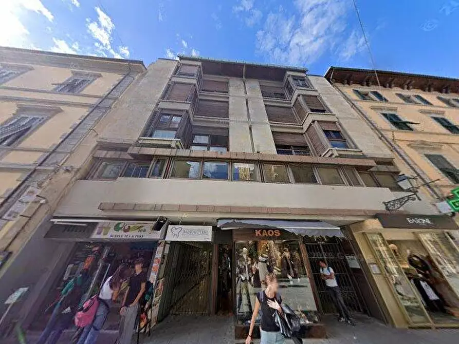 Immagine 20 di Appartamento in vendita  a Pisa