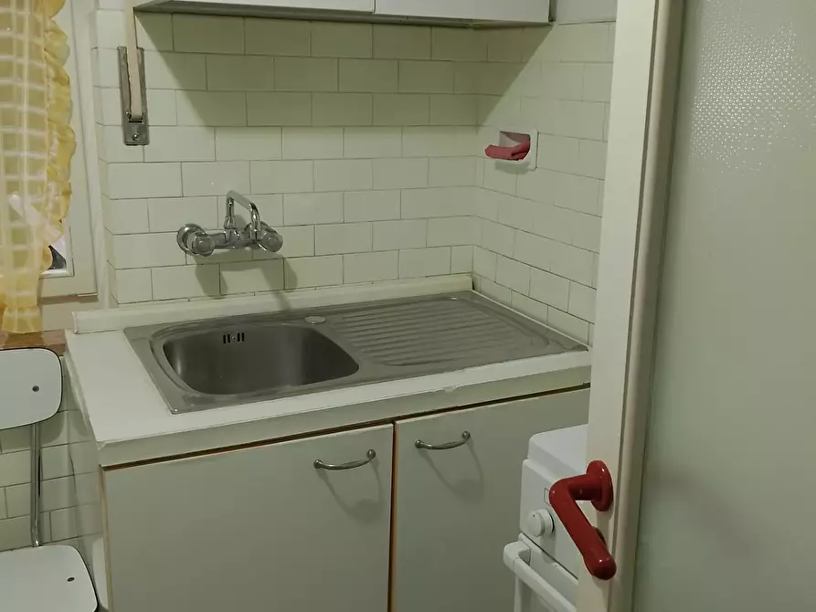 Immagine 6 di Appartamento in affitto  a Rosignano Marittimo