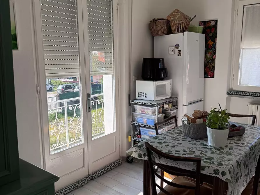 Immagine 19 di Casa bifamiliare in vendita  a Massa