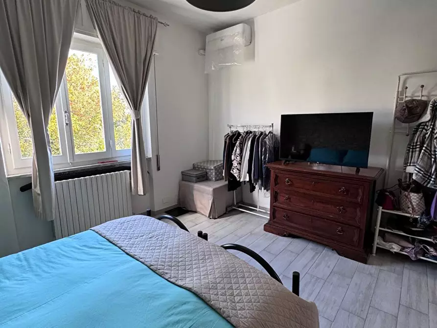 Immagine 25 di Casa bifamiliare in vendita  a Massa