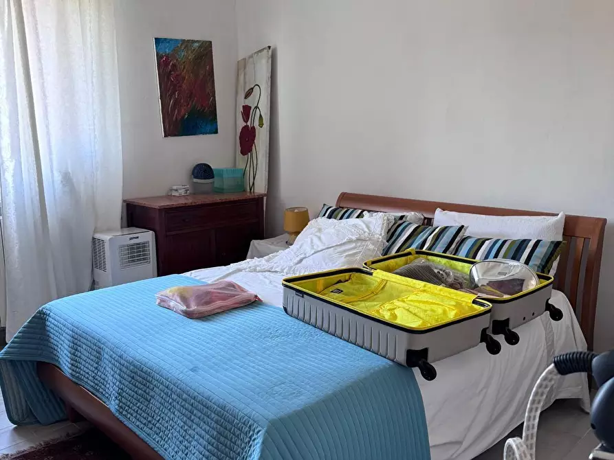 Immagine 21 di Casa bifamiliare in vendita  a Massa