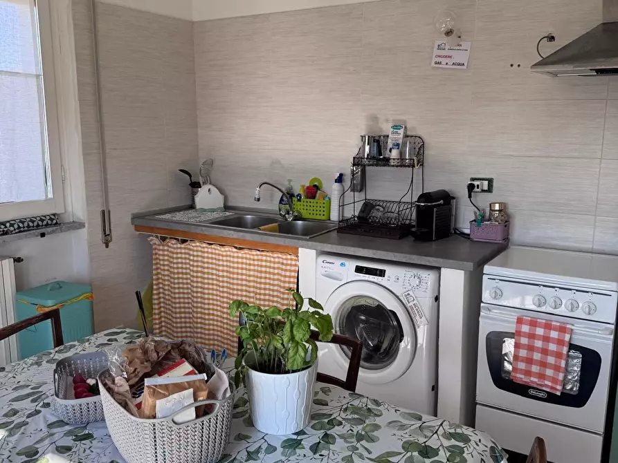 Immagine 17 di Casa bifamiliare in vendita  a Massa