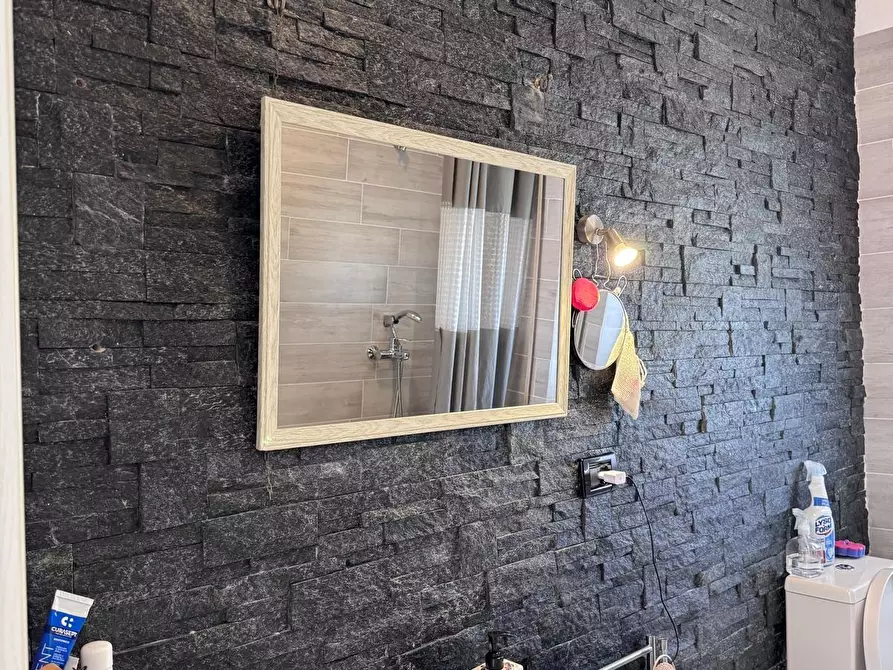 Immagine 31 di Casa bifamiliare in vendita  a Massa