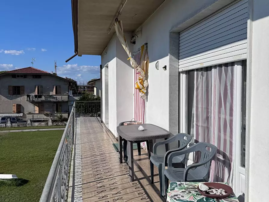 Immagine 32 di Casa bifamiliare in vendita  a Massa