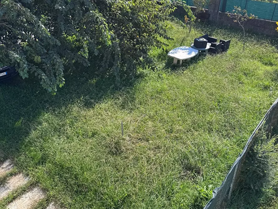 Immagine 7 di Casa bifamiliare in vendita  a Massa