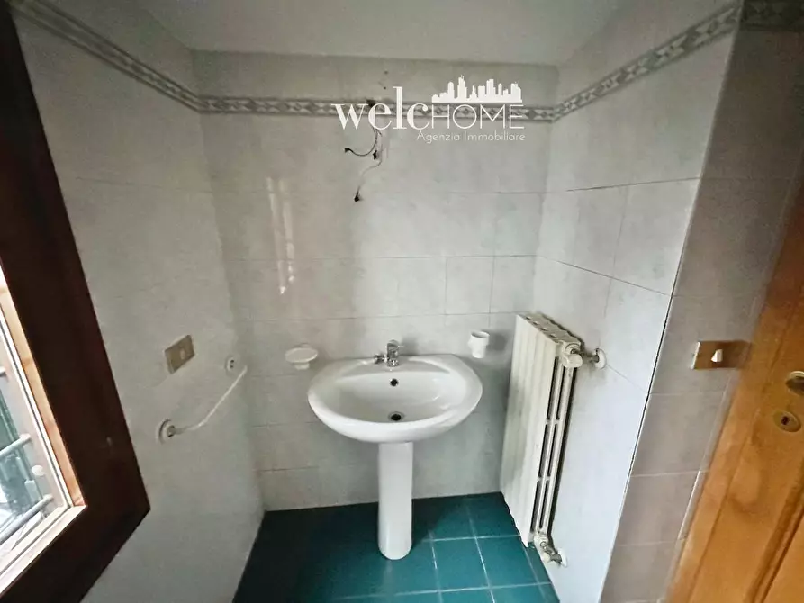 Immagine 14 di Terratetto in vendita  a Campi Bisenzio