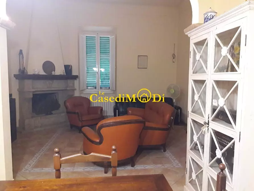 Immagine 1 di Appartamento in vendita  a Livorno