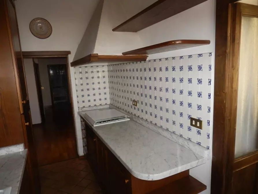 Immagine 6 di Appartamento in vendita  a Pisa