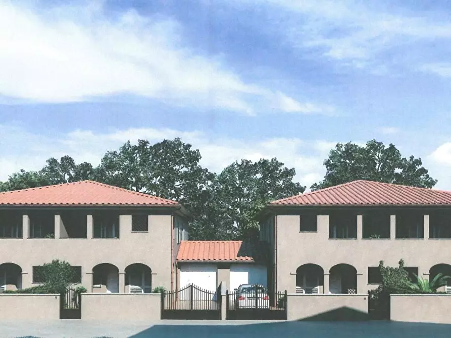 Immagine 3 di Casa bifamiliare in vendita  a Pontedera