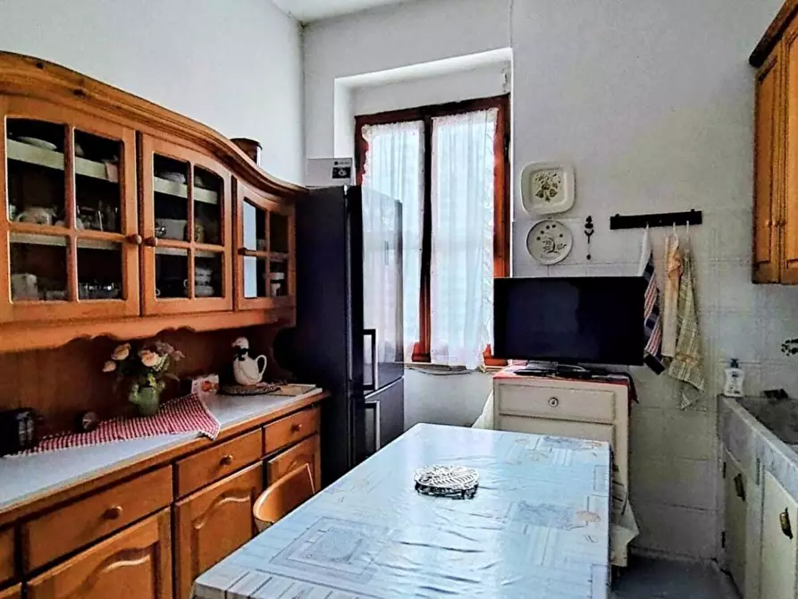 Immagine 3 di Casa semindipendente in vendita  a Sarzana