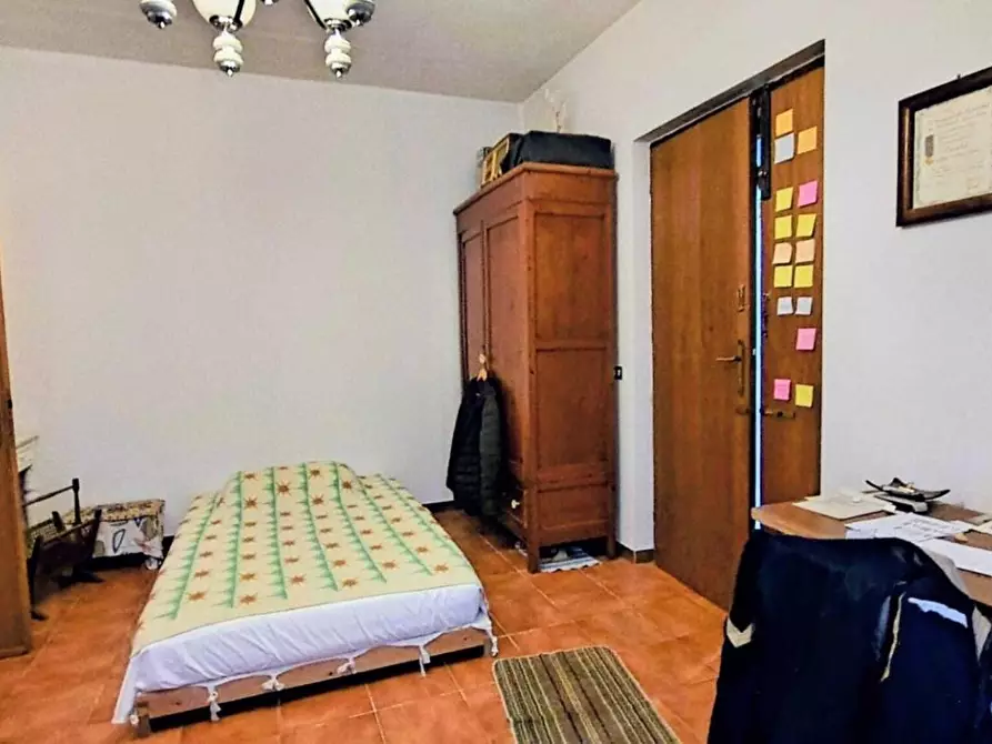 Immagine 16 di Casa semindipendente in vendita  a Sarzana