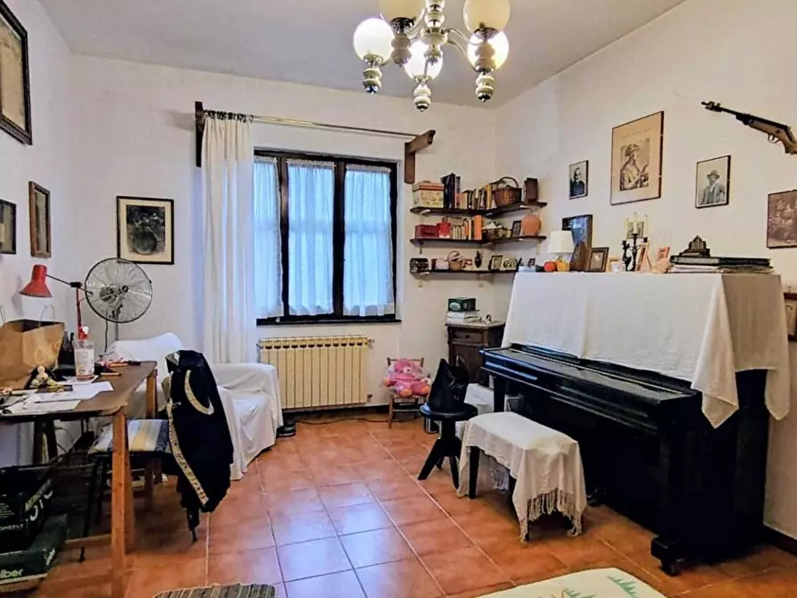 Immagine 14 di Casa semindipendente in vendita  a Sarzana