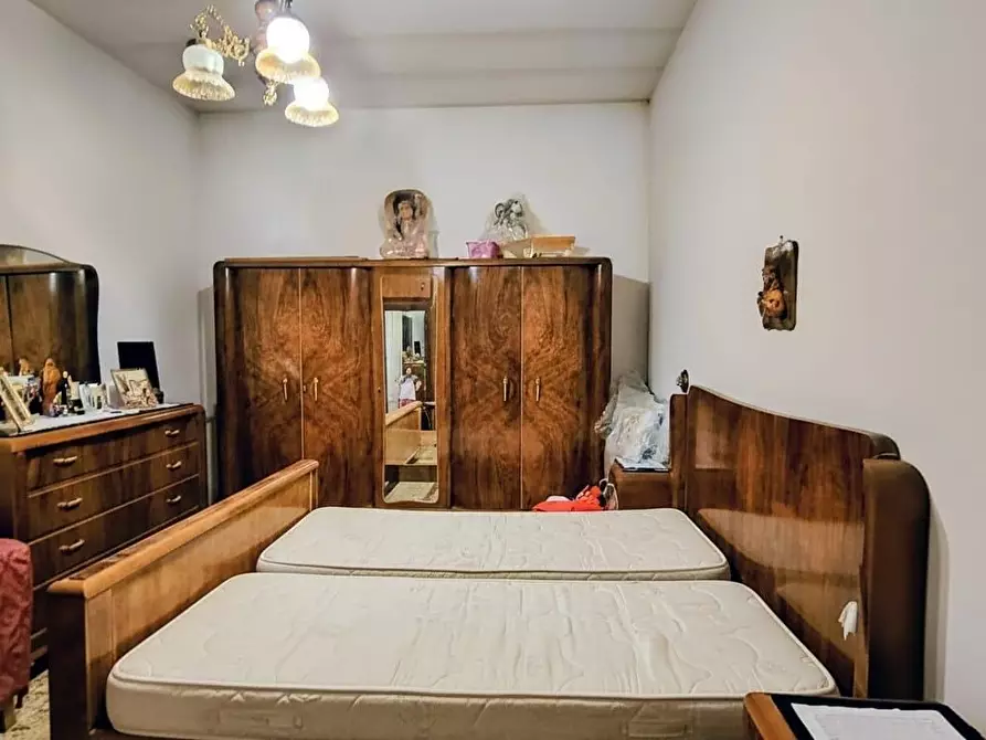 Immagine 5 di Casa semindipendente in vendita  a Sarzana