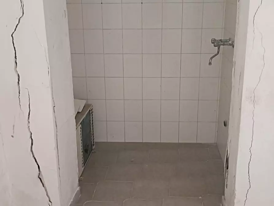 Immagine 17 di Palazzo in vendita  a Lizzanello