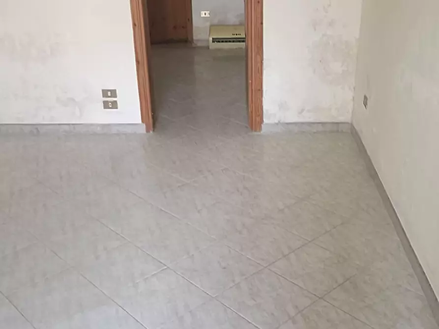 Immagine 30 di Palazzo in vendita  a Lizzanello