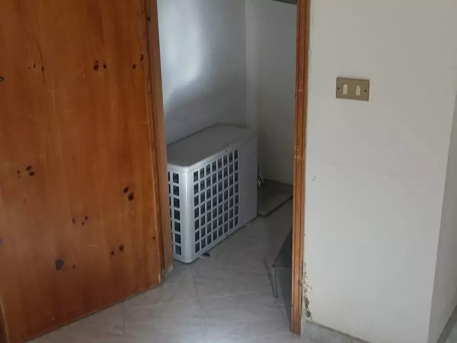 Immagine 23 di Palazzo in vendita  a Lizzanello