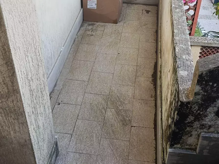 Immagine 31 di Palazzo in vendita  a Lizzanello