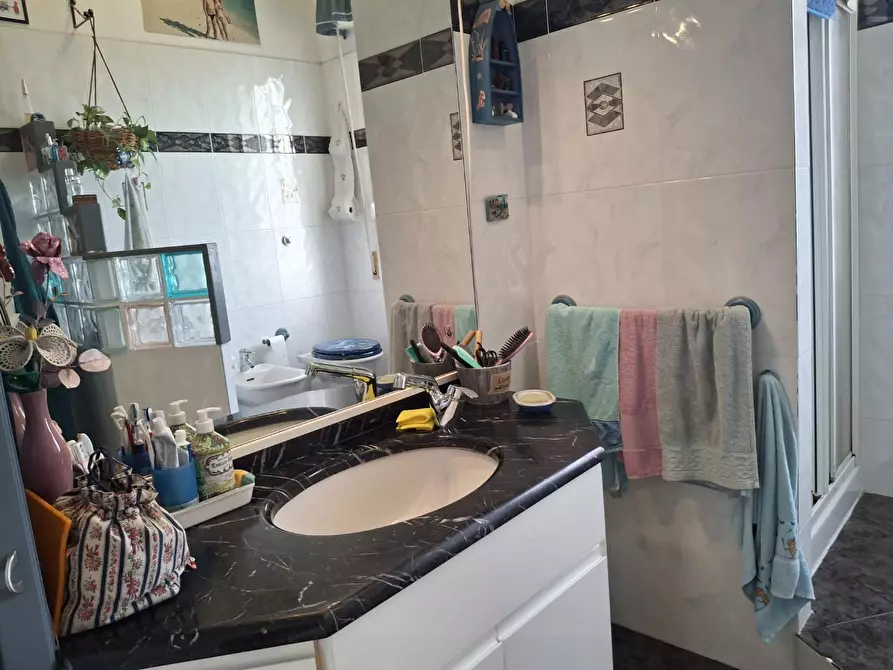 Immagine 18 di Appartamento in vendita  a Cascina