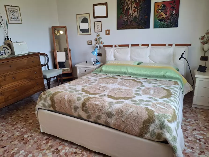 Immagine 32 di Appartamento in vendita  a Cascina