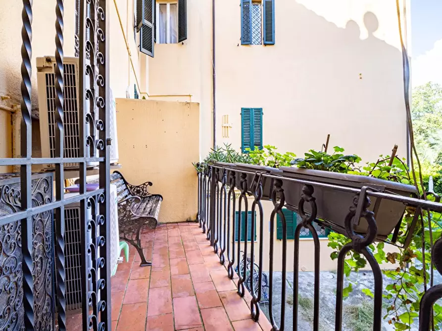 Immagine 31 di Appartamento in vendita  a Pisa