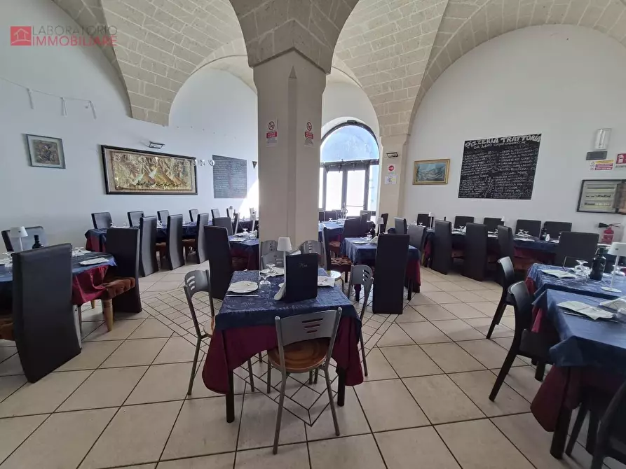 Immagine 1 di Locale commerciale in vendita  a Lequile