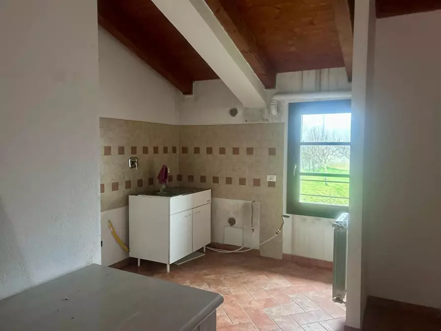 Immagine 12 di Appartamento in affitto  a Tresana