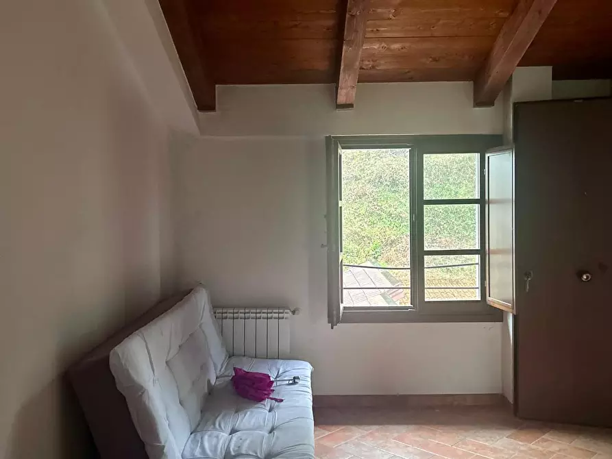 Immagine 4 di Appartamento in affitto  a Tresana