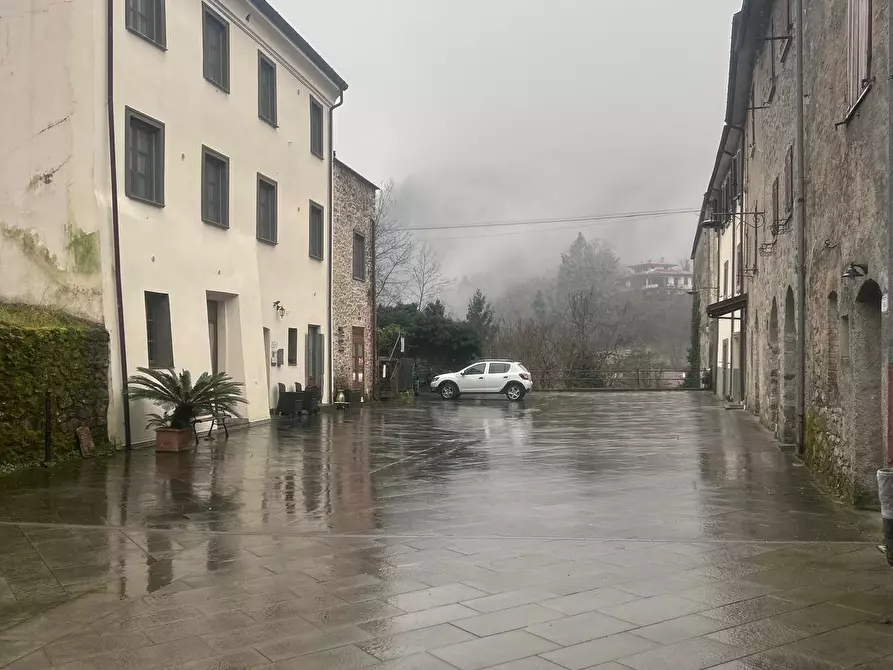 Immagine 16 di Appartamento in affitto  a Tresana