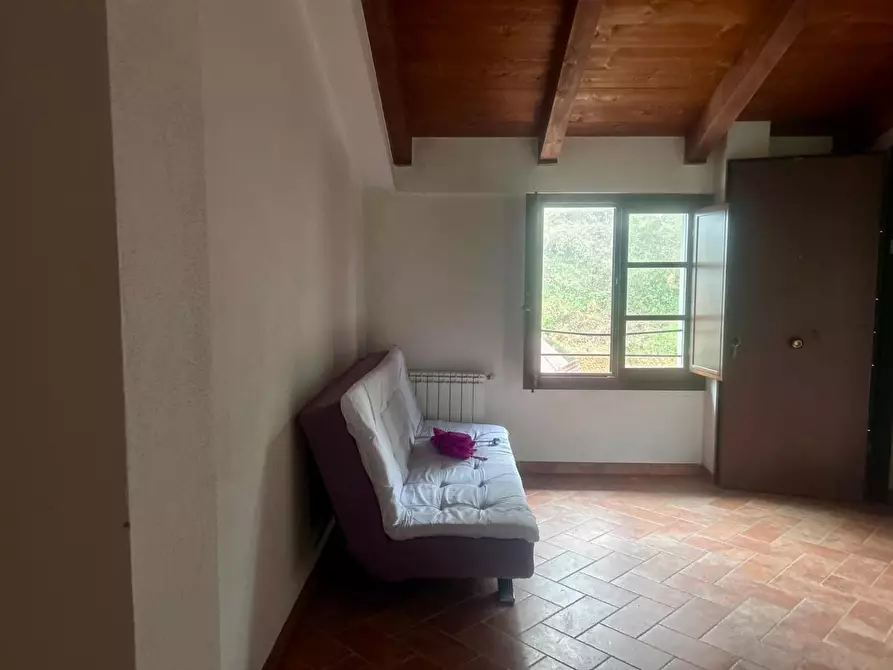 Immagine 11 di Appartamento in affitto  a Tresana