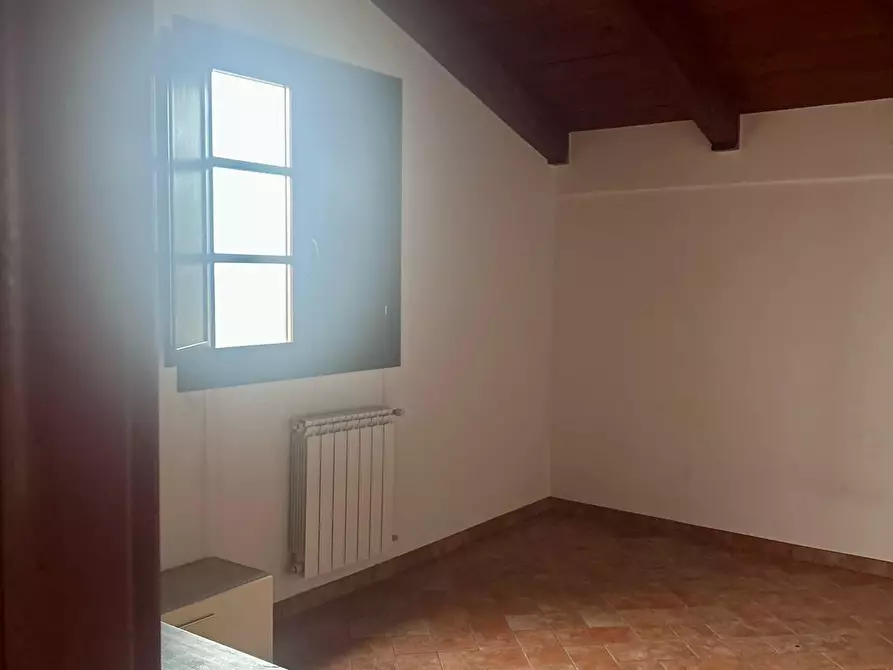 Immagine 5 di Appartamento in affitto  a Tresana