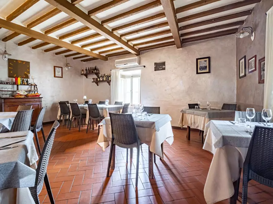 Immagine 7 di Appartamento in vendita  a Calci