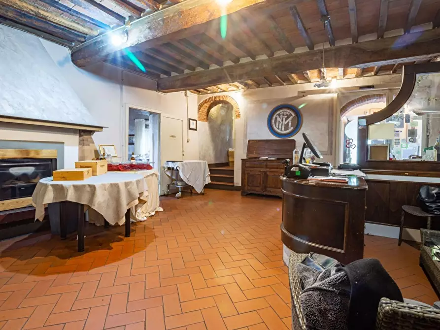 Immagine 4 di Appartamento in vendita  a Calci