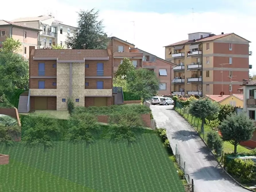 Immagine 3 di Terreno residenziale in vendita  a Monteriggioni