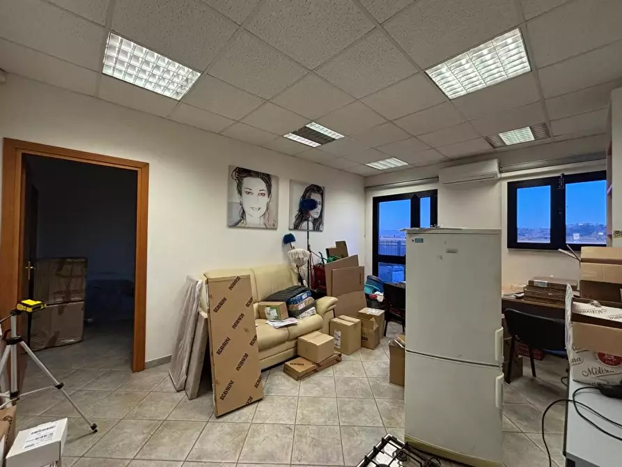 Immagine 3 di Capannone industriale in vendita  a Peccioli